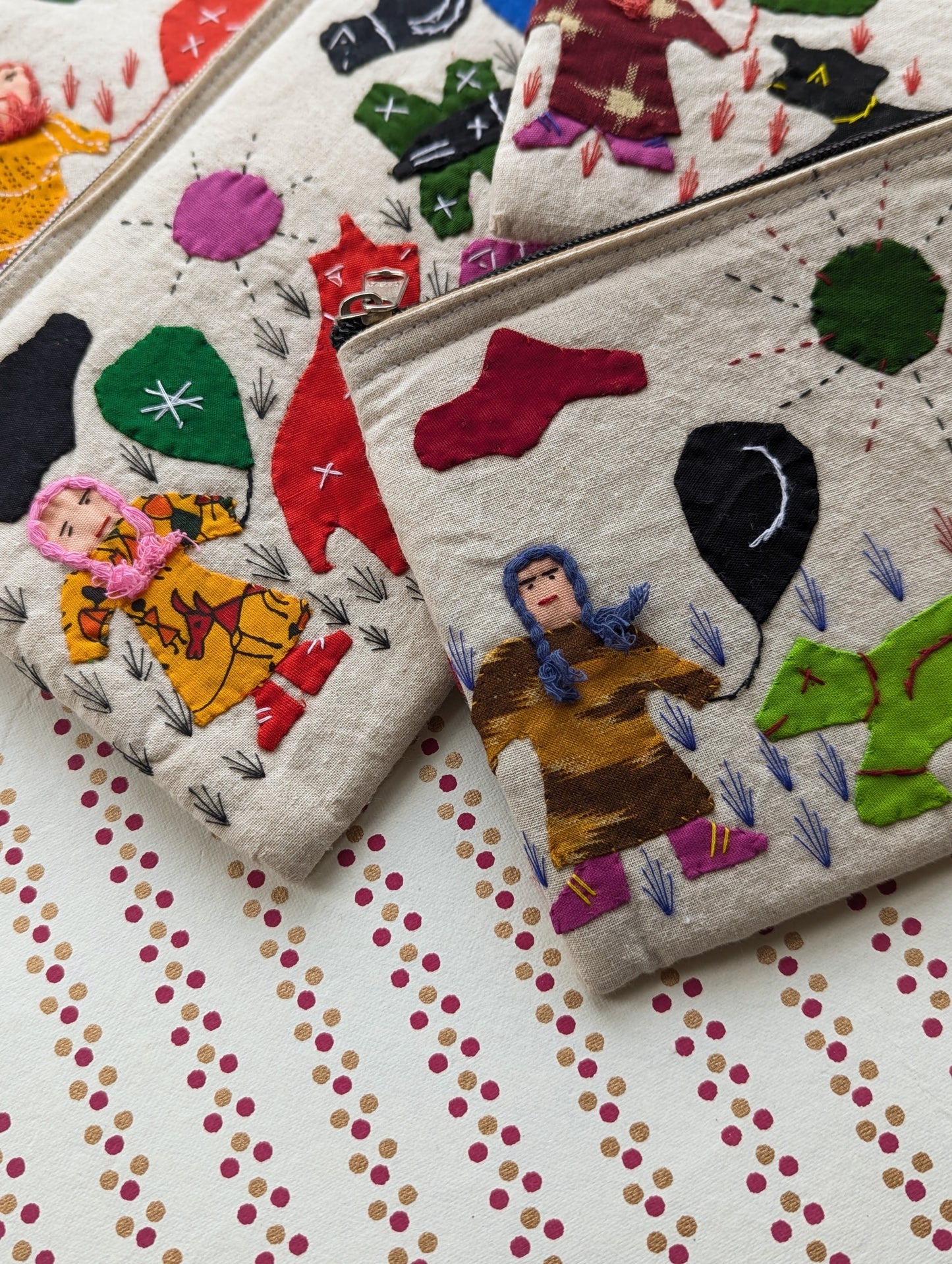 Applique pouches
