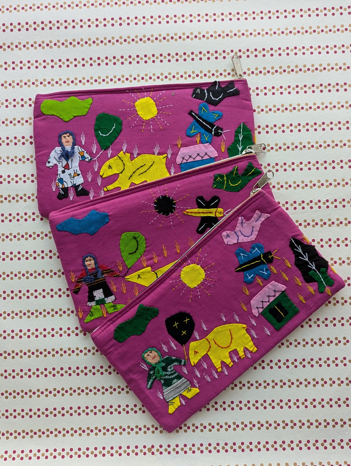 Applique pouches