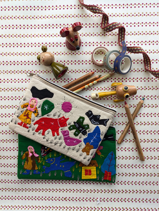 Applique pouches