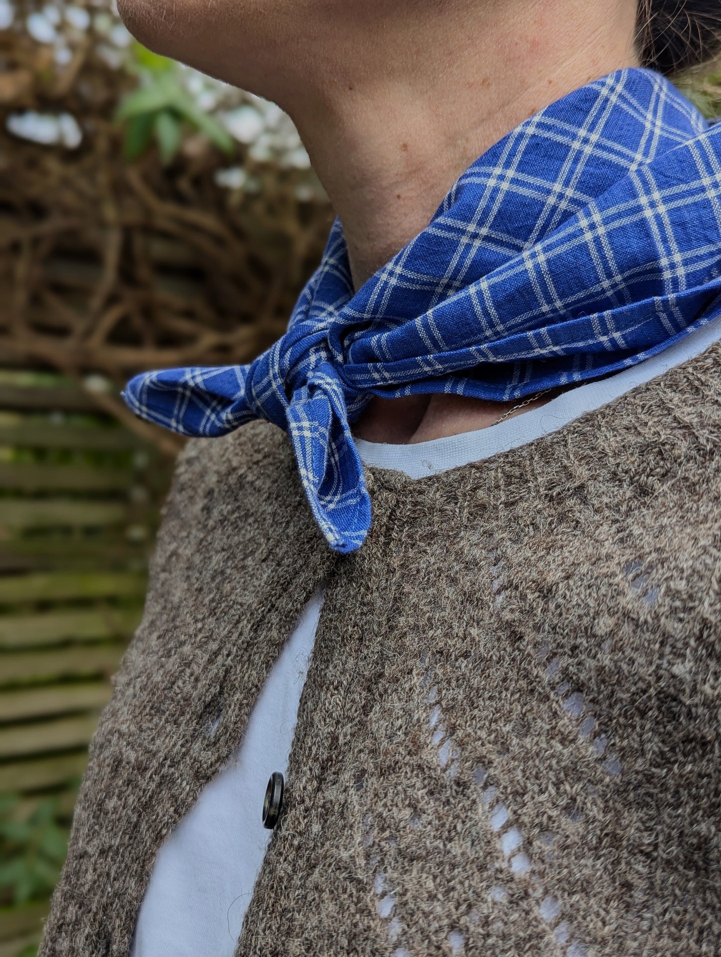 Neckerchief : Neelu Checks