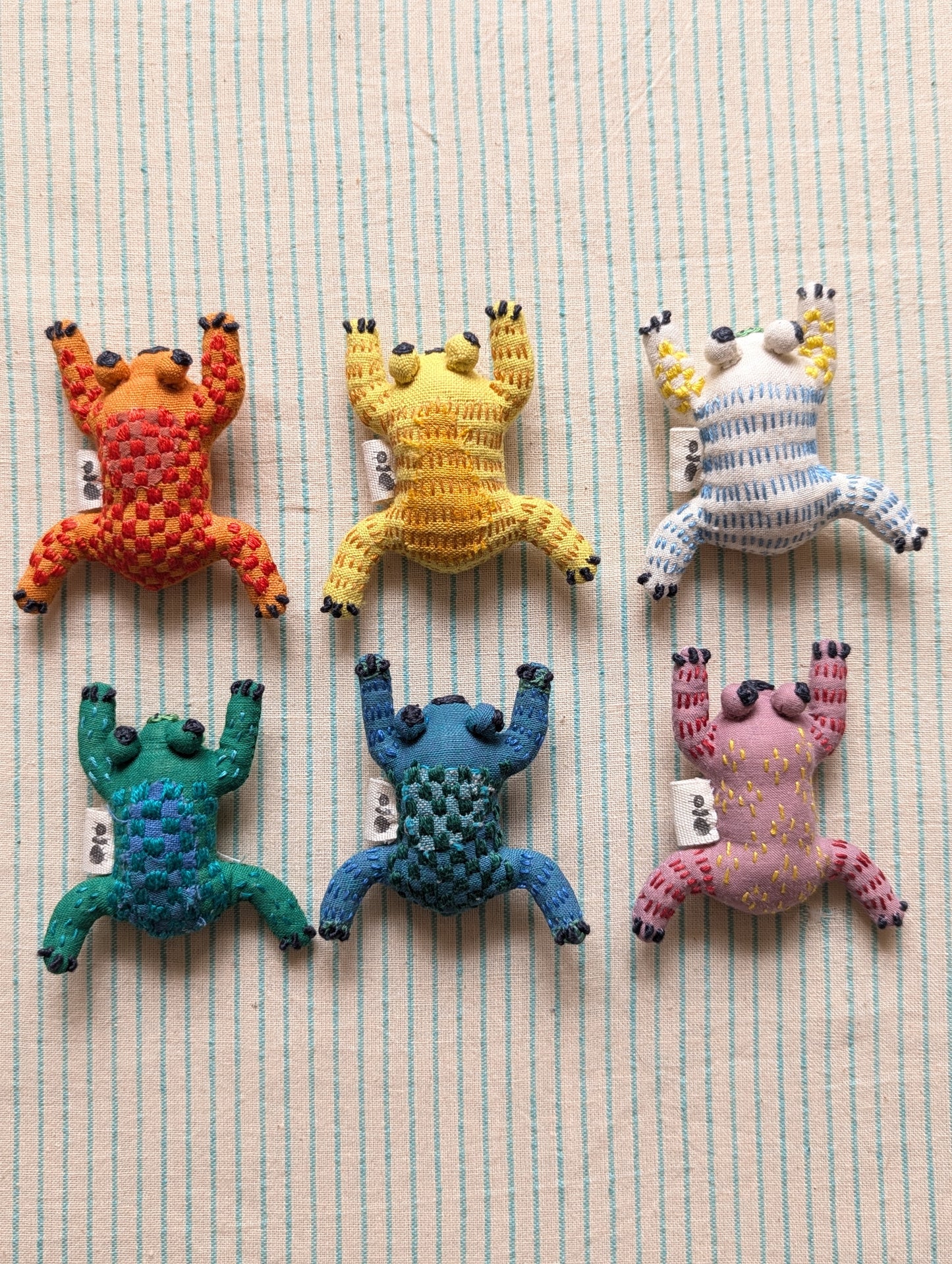 Mendhak Frogs