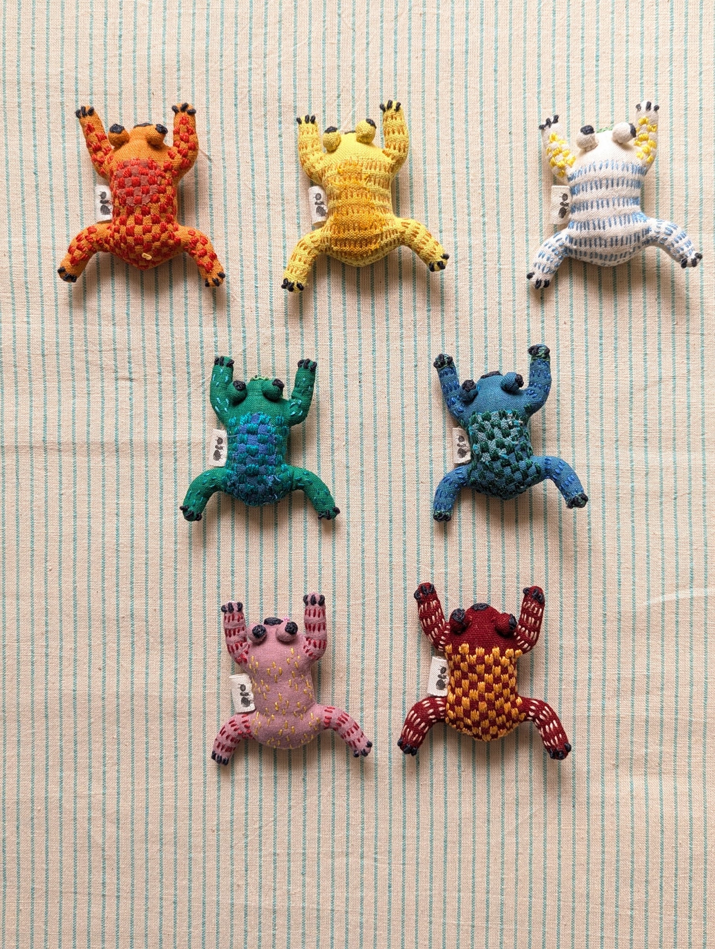 Mendhak Frogs